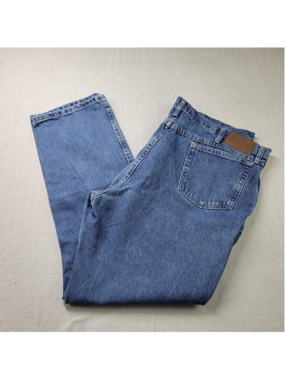 Cabela's Jeans Mens Size 42X32 Blue Denim Wash Cotton Loose Straight